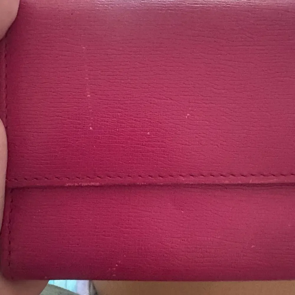 Gucci LE GG Interlocking Hearts Long Wallet in pink